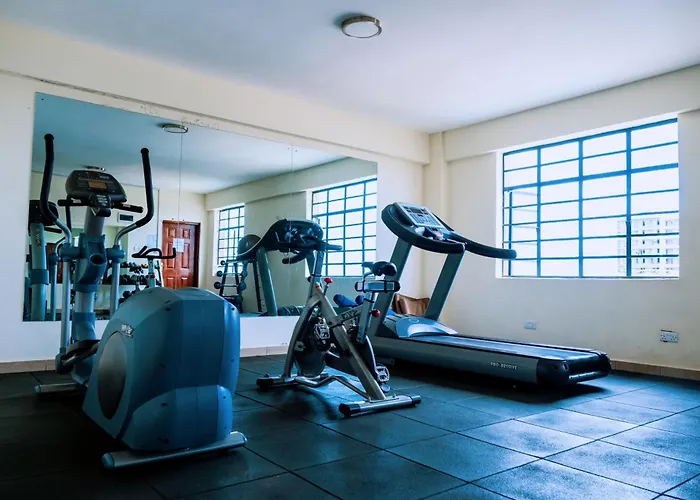 Urban Vibes Getaways - Premium Westlands Nairobi Apartment With Luxury Amenities